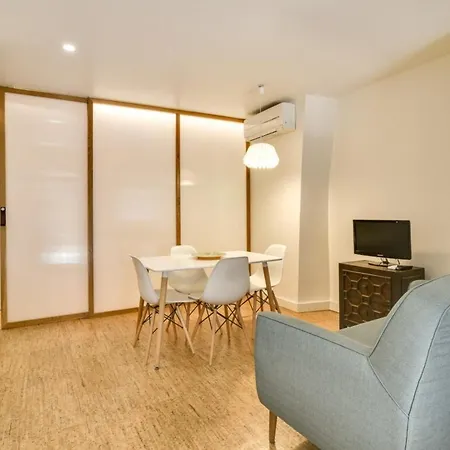 Apartment New With Easy Access In Traditional Area